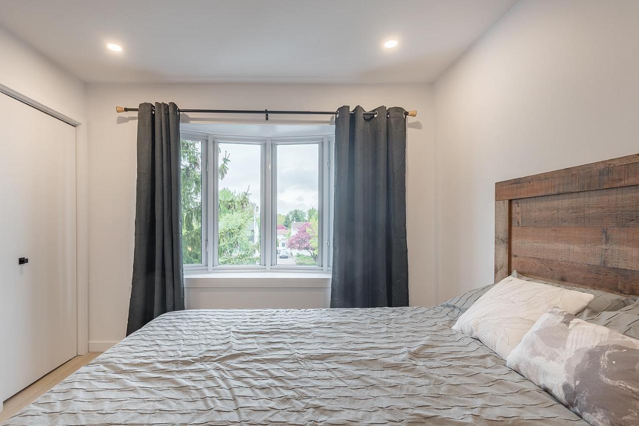 Free Parking Prime Location New Modern Condo Brossard Zewnętrze zdjęcie